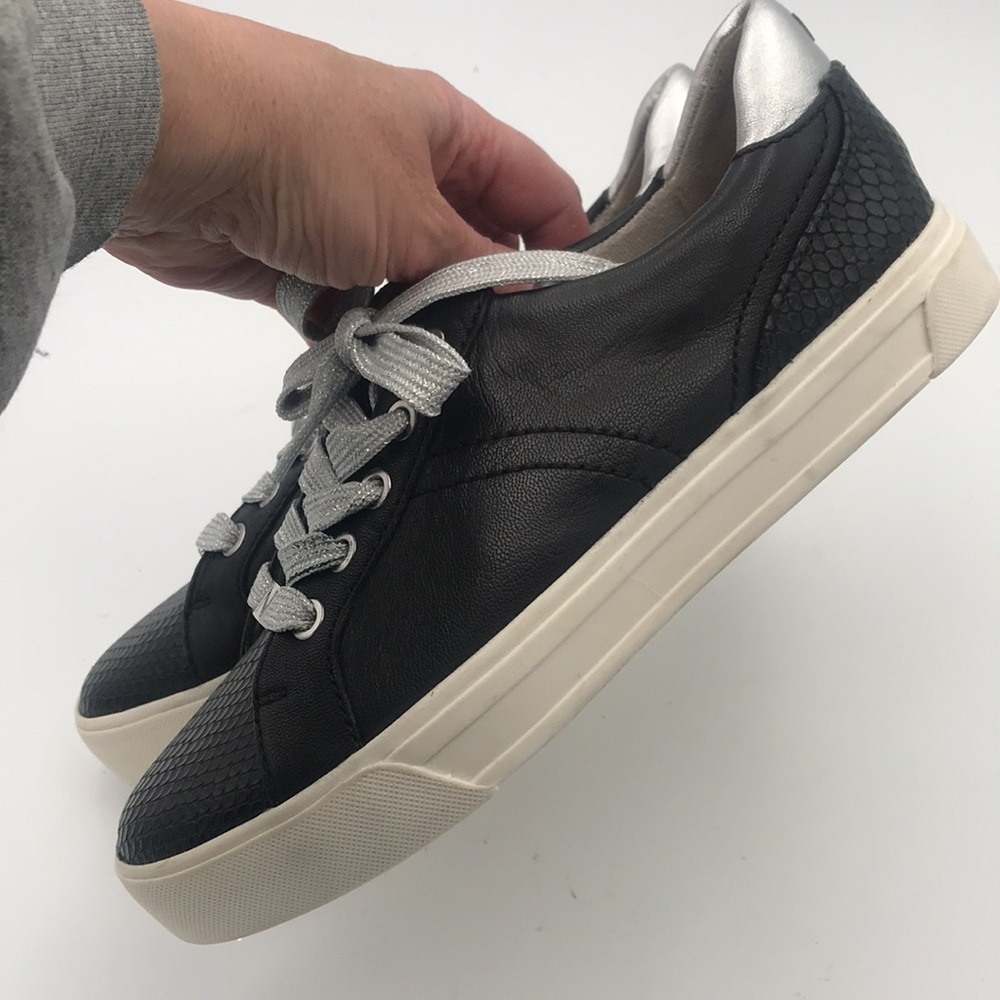 Naturalizer Astara Women's Sneakers Black Leather Size 7 - Picture 9 of 9